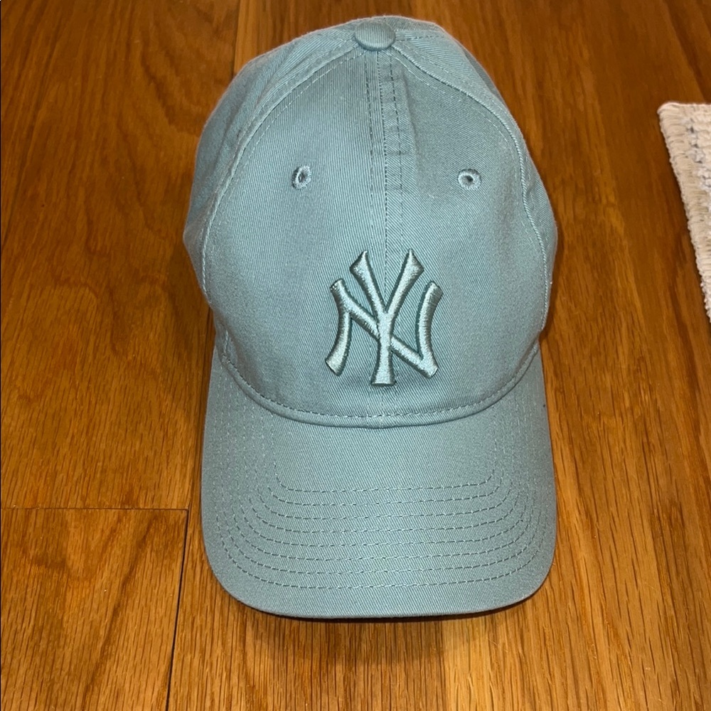 New era yankee hat